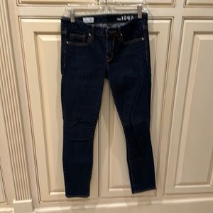 Gap 1969 always skinny jeans, size 26s, dark wash